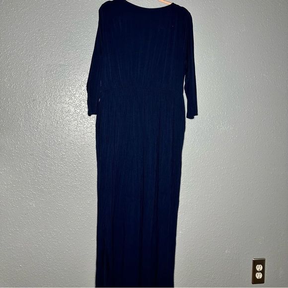 Soho Street NY and Company Navy Maxi, Size XL - Picture 2 of 3